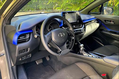 2021 Toyota C-HR XLE
