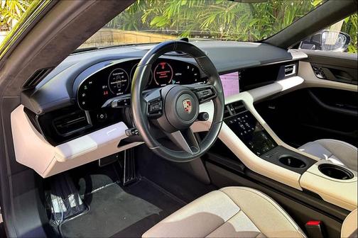 2020 Porsche Taycan Turbo