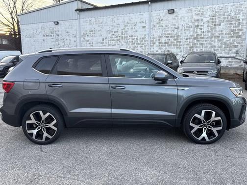 2022 Volkswagen Taos 1.5T SEL