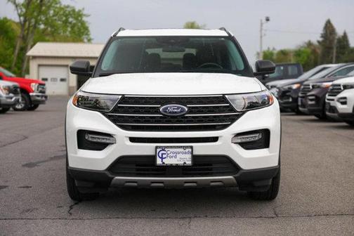 White Metallic 2023 Ford Explorer XLT