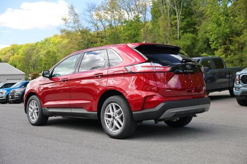 Red Metallic 2023 Ford Edge SEL