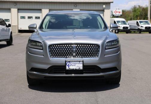 Radiance Metallic 2023 Lincoln Nautilus Reserve