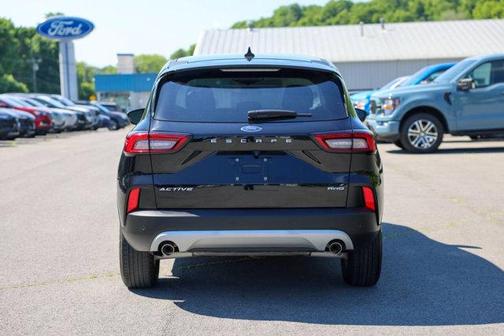 Agate Black Metallic 2023 Ford Escape Active