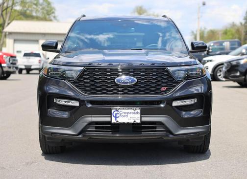 Black Metallic 2023 Ford Explorer ST