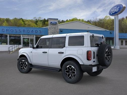 Oxford White 2026 Ford Bronco Outer Banks