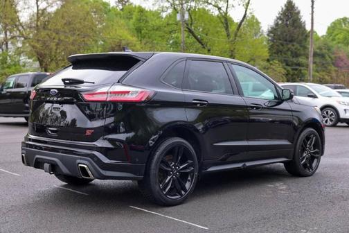 2024 Ford Edge ST