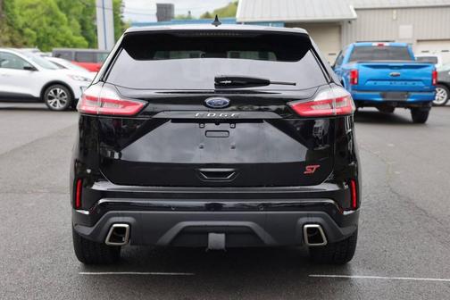 2024 Ford Edge ST