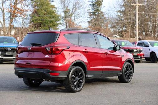2019 Ford Escape SE
