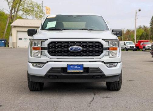 White Metallic 2022 Ford F-150 XL