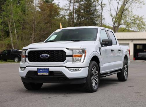 White Metallic 2022 Ford F-150 XL