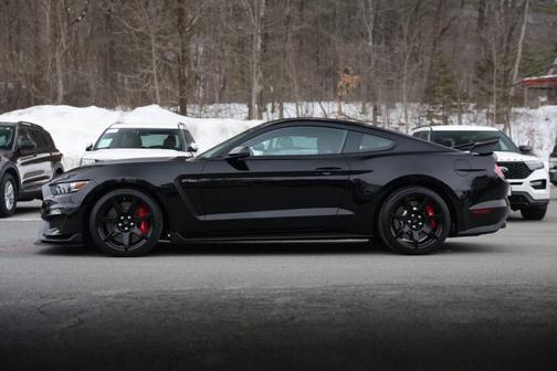 2017 Ford Shelby GT350 Base