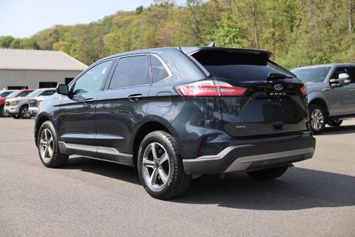 Blue Metallic 2024 Ford Edge SEL