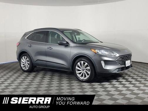 2022 Ford Escape Titanium