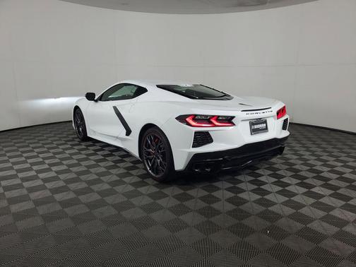 2026 Chevrolet Corvette Stingray w/1LT