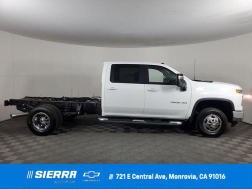 2026 Chevrolet Silverado 3500 LT