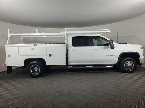 2026 Chevrolet Silverado 3500 LT