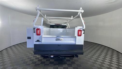 2025 Chevrolet Silverado 3500 LT