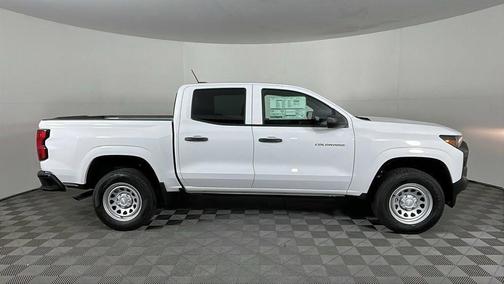 2025 Chevrolet Colorado WT
