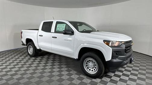 2025 Chevrolet Colorado WT