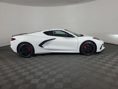 2025 Chevrolet Corvette Stingray w/1LT