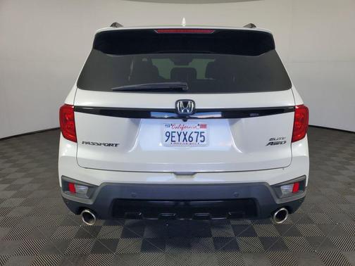 2023 Honda Passport AWD Elite