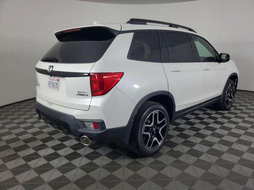 2023 Honda Passport AWD Elite