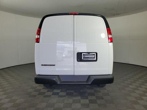 Summit White 2026 Chevrolet Express 2500 Work Van