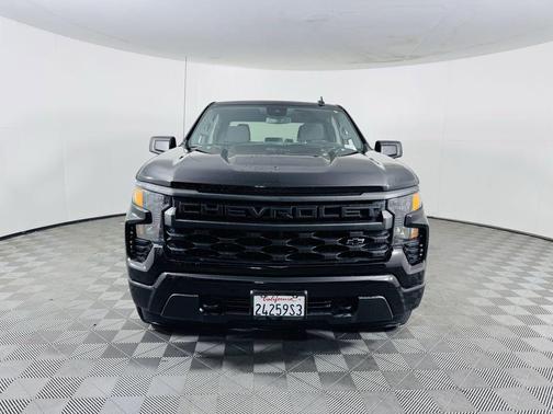 Black 2022 Chevrolet Silverado 1500 Custom