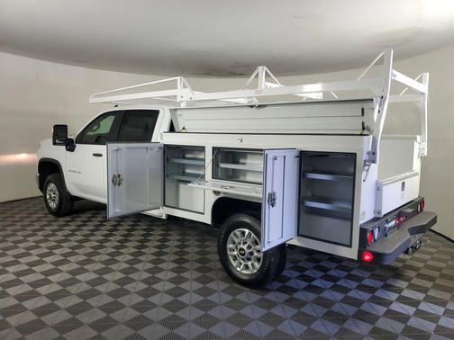 Summit White 2026 Chevrolet Silverado 2500 Crew Cab, Long Bed, WT, RWD