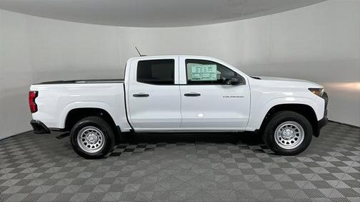 2025 Chevrolet Colorado WT