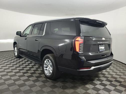 2026 Chevrolet Suburban LS