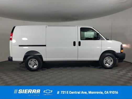 2026 Chevrolet Express 2500 2500 Regular Wheelbase, WT, RWD