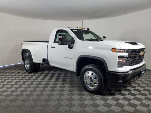 2025 Chevrolet Silverado 3500 WT