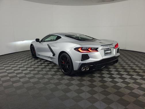 2026 Chevrolet Corvette Stingray w/1LT