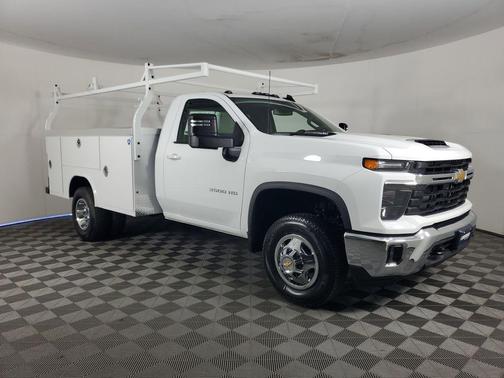 2026 Chevrolet Silverado 3500 LT