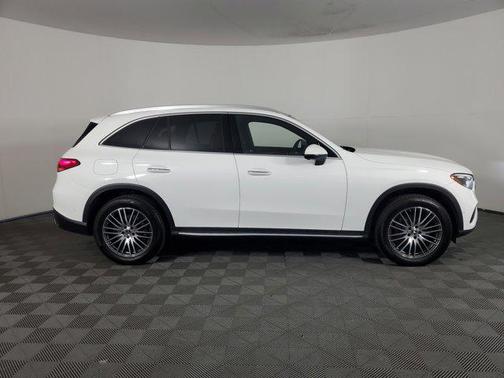 2023 Mercedes-Benz GLC 300 4MATIC