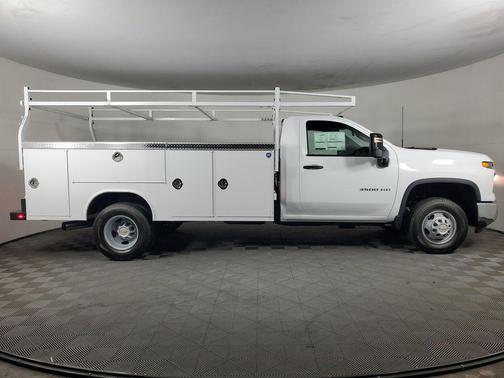 2026 Chevrolet Silverado 3500 WT