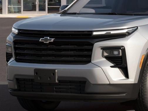 Sterling Gray Metallic 2027 Chevrolet Traverse LT
