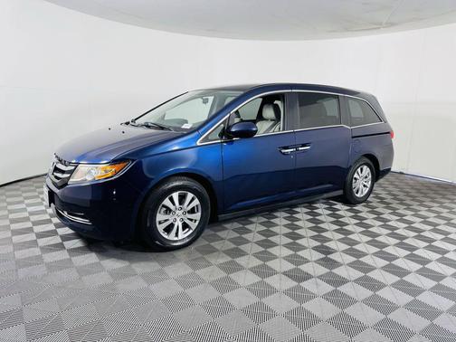 Obsidian Blue Pearl 2016 Honda Odyssey SE
