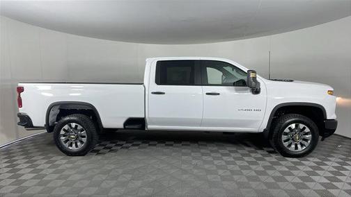 2025 Chevrolet Silverado 2500 Custom