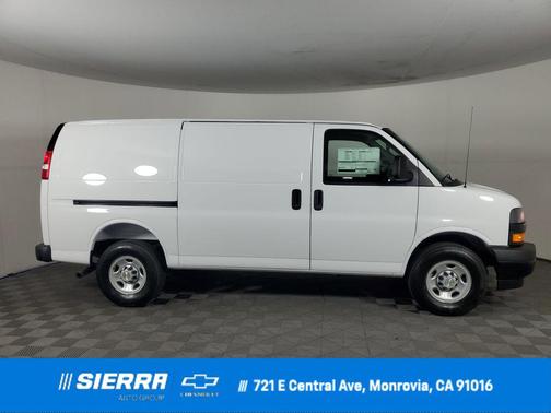 Summit White 2026 Chevrolet Express 3500 3500 Regular Wheelbase, WT, RWD