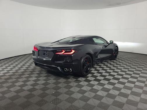 2026 Chevrolet Corvette Stingray w/1LT