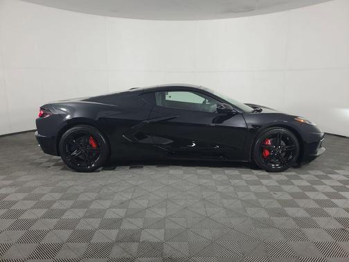 2026 Chevrolet Corvette Stingray w/1LT