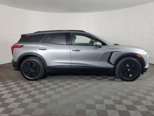 2025 Chevrolet Blazer EV AWD LT