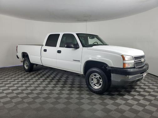 2005 Chevrolet Silverado 2500 LS H/D Crew Cab