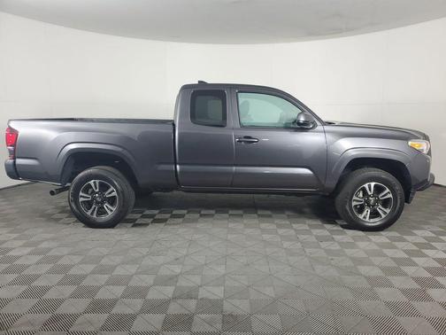2019 Toyota Tacoma SR