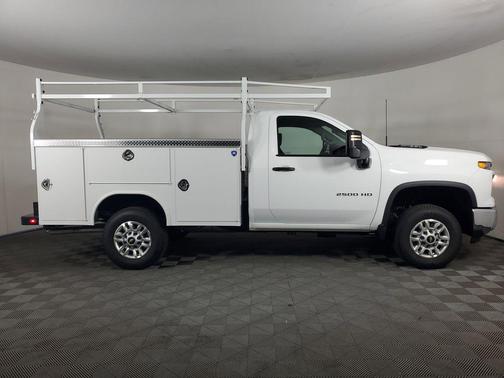 2025 Chevrolet Silverado 2500 WT