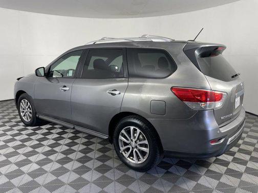2015 Nissan Pathfinder S