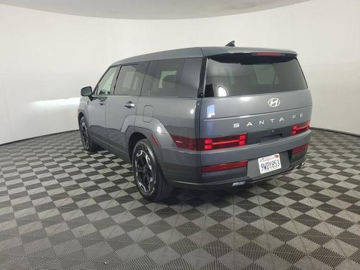 2025 Hyundai SANTA FE SE