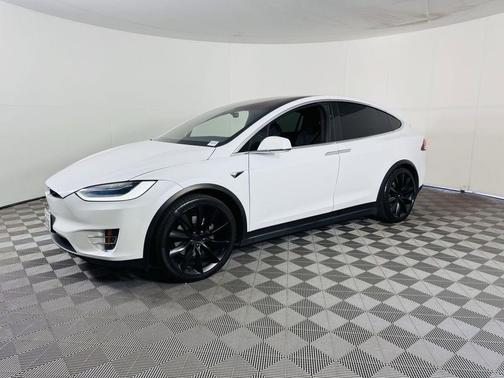 2021 Tesla Model X Long Range Dual Motor All-Wheel Drive